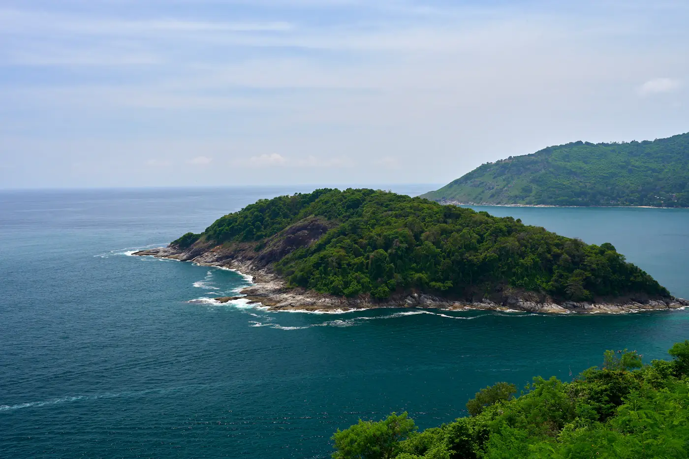 Grønn øy ved Phuket